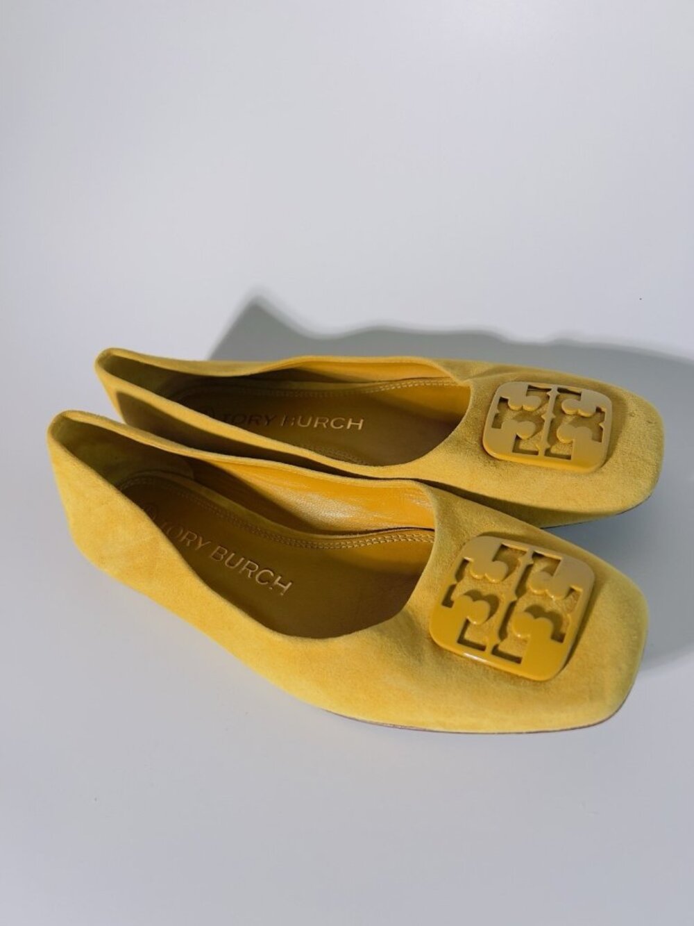 Tory Burch Georgina Suede Ballet Flats Yellow Mustard Size 6.5 M - Picture 6 of 12